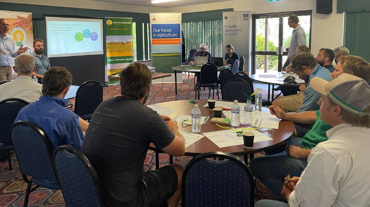Farmers and industry representatives discussing risk and decision making at the Dandaragan introductory session run by the West Midlands Group.